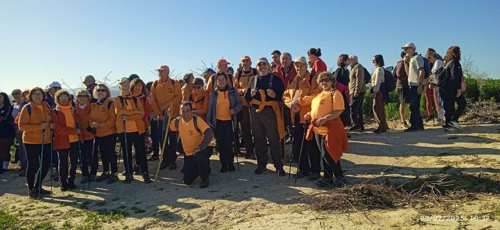 Foto de grupo durante la ruta